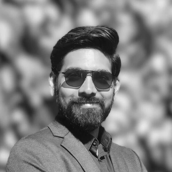 Headshot of Aditya Parthasarathy.